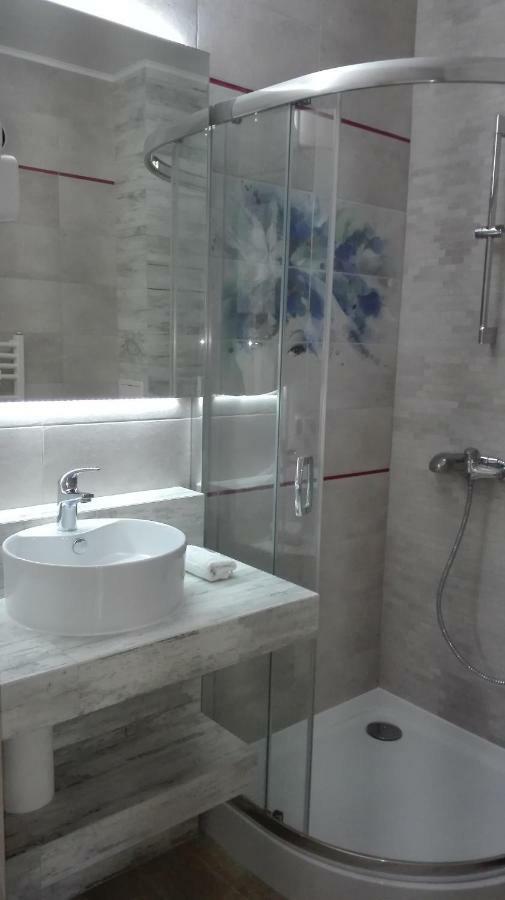 Apartament Lux Monika Rewal Z Tarasem I Garazem Exterior foto